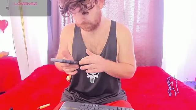 Snapshot of michacosio chatting on 02-19-26, 04:15 michacosio online show from 02-19-26, 04:15