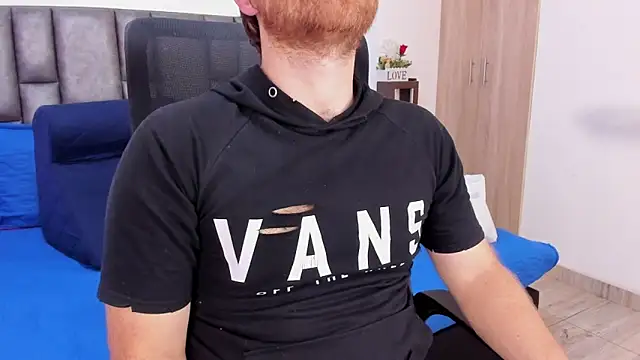 michacosio online show from 11-26-25, 03:06