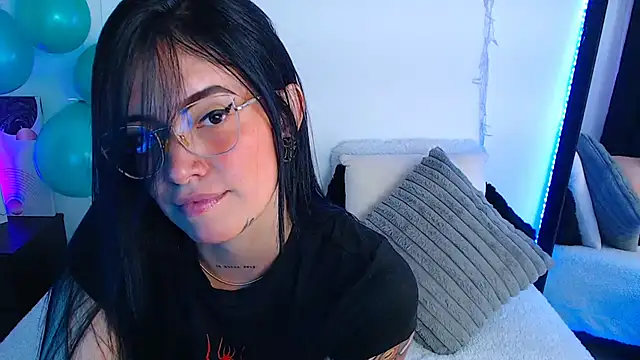 Isa Maiden1 online show from 03-19-26, 04:40