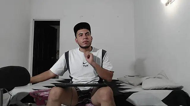 Sofiafuck20 online show from 03-15-25, 11:39