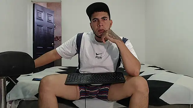 Sofiafuck20 online show from 03-18-25, 08:16