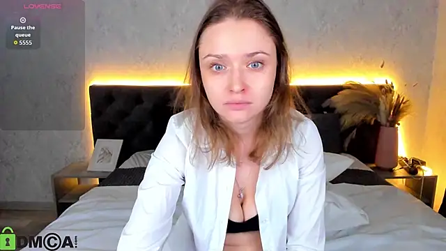 Snapshot of Linda_Bryant chatting on 01-13-26, 12:47 Linda Bryant online show from 01-13-26, 12:47