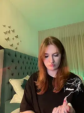 Snapshot of _Chlo__e chatting on 02-20-25, 03:45 Chlo e online show from 02-20-25, 03:45
