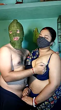 Snapshot of hotty_Sexy-couple chatting on 03-11-25, 06:19 hotty Sexy-couple online show from 03-11-25, 06:19