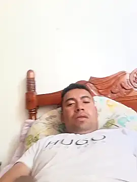 Snapshot of Diego_leon27 chatting on 02-18-25, 03:31 Diego leon27 online show from 02-18-25, 03:31