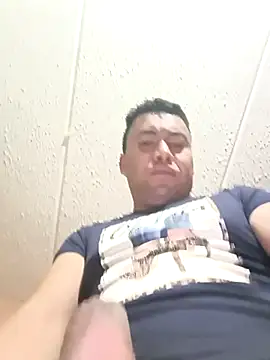 Snapshot of Diego_leon27 chatting on 02-24-25, 03:33 Diego leon27 online show from 02-24-25, 03:33