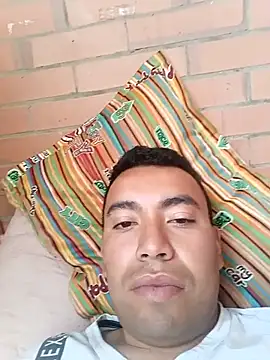 Snapshot of Diego_leon27 chatting on 10-11-25, 04:52 Diego leon27 online show from 10-11-25, 04:52