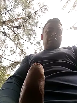 Snapshot of Diego_leon27 chatting on 11-13-25, 09:19 Diego leon27 online show from 11-13-25, 09:19