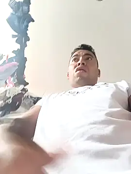 Snapshot of Diego_leon27 chatting on 01-28-25, 06:49 Diego leon27 online show from 01-28-25, 06:49