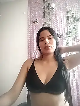 Snapshot of Diego_leon27 chatting on 03-08-25, 03:24 Diego leon27 online show from 03-08-25, 03:24