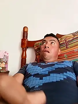 Snapshot of Diego_leon27 chatting on 09-24-25, 02:45 Diego leon27 online show from 09-24-25, 02:45