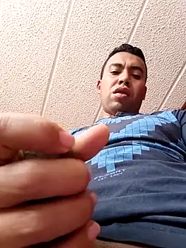 Snapshot of Diego_leon27 chatting on 10-12-25, 01:01 Diego leon27 online show from 10-12-25, 01:01