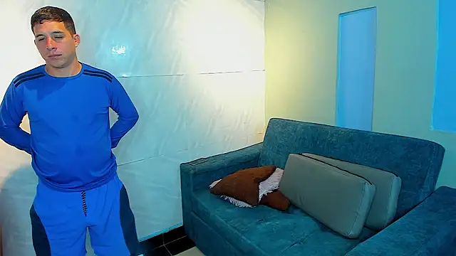 play sex18 online show from 12-17-25, 08:58