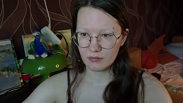 Snapshot of MiriamOr chatting on 07-25-26, 08:33 MiriamOr online show from 07-25-26, 08:33