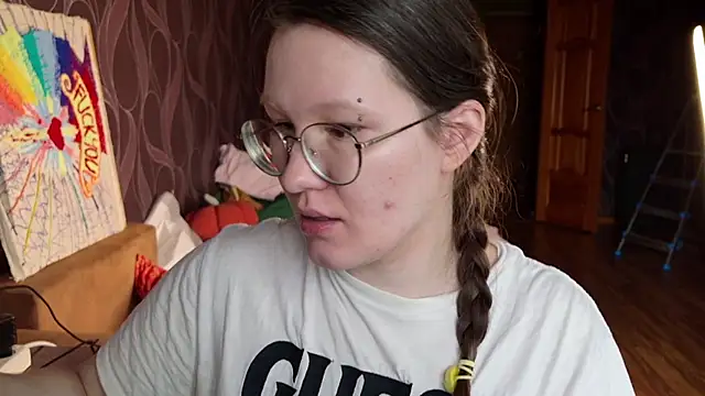 MiriamOr online show from 11-16-25, 07:35