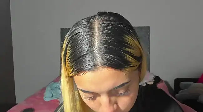 Snapshot of CaroolSex chatting on 01-09-25, 11:24 CaroolSex online show from 01-09-25, 11:24