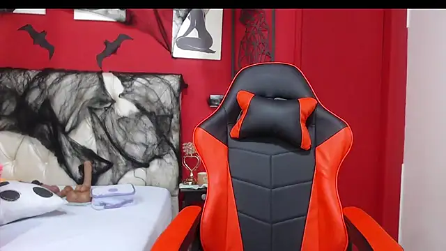 Rebecca Milf online show from 10-18-25, 12:29