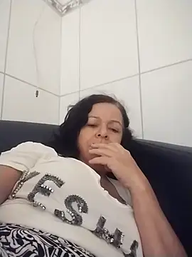 Snapshot of mariy522 chatting on 10-08-25, 12:28 mariy522 online show from 10-08-25, 12:28