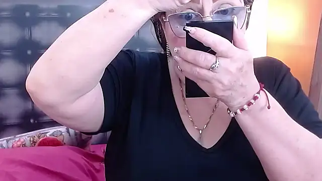 sandra 20 online show from 10-16-25, 10:34