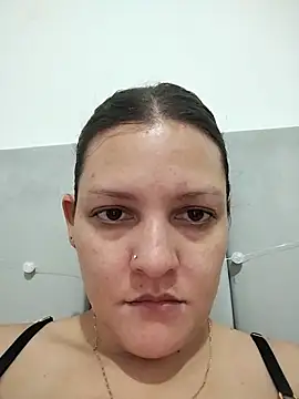 Snapshot of Mia_Hampton chatting on 05-28-26, 03:40 Mia Hampton online show from 05-28-26, 03:40