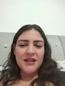 Snapshot of Mia_Hampton chatting on 06-20-26, 12:04 Mia Hampton online show from 06-20-26, 12:04