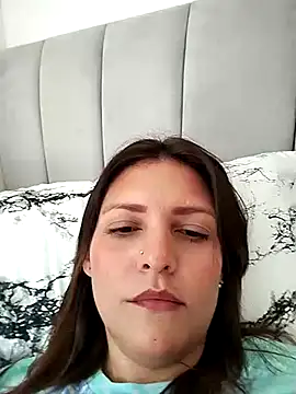 Mia Hampton online show from 03-21-25, 09:12