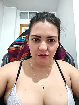 Mia Hampton online show from 02-24-26, 10:32