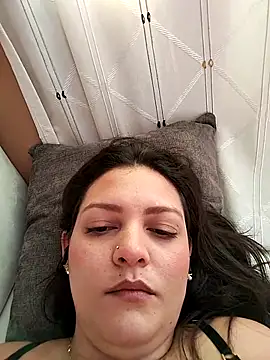 Mia Hampton online show from 09-28-25, 12:45