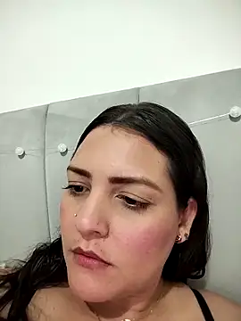 Snapshot of Mia_Hampton chatting on 04-23-26, 11:17 Mia Hampton online show from 04-23-26, 11:17