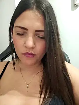 Mia Hampton online show from 02-15-26, 08:52