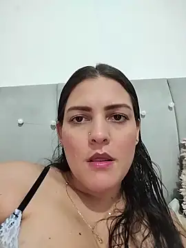 Snapshot of Mia_Hampton chatting on 05-26-26, 10:08 Mia Hampton online show from 05-26-26, 10:08