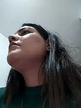 Snapshot of Mia_Hampton chatting on 05-06-26, 11:31 Mia Hampton online show from 05-06-26, 11:31