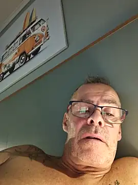 DarrenSullivanSlut online show from 11-05-25, 07:39