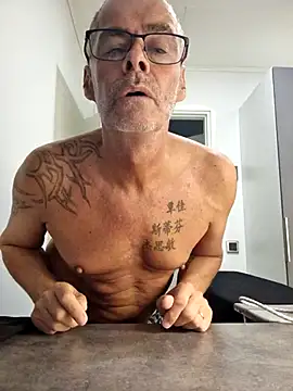 DarrenSullivanSlut online show from 09-17-25, 10:39