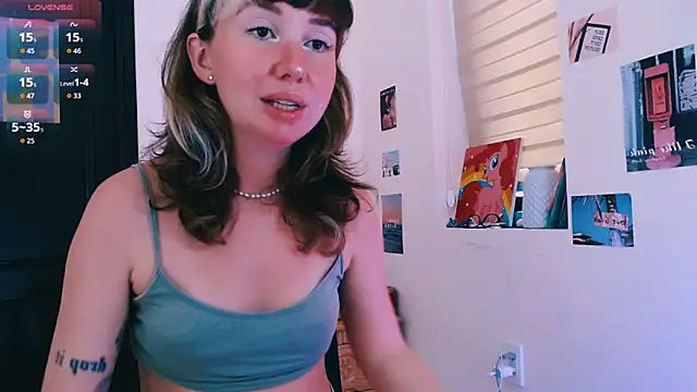 Cosmo Riri online show from 03-25-26, 09:08