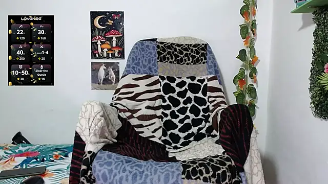 Dany milk online show from 06-15-26, 12:44