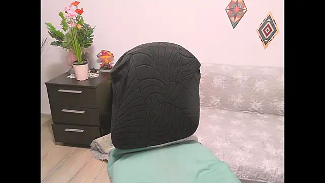 Hyllda online show from 10-08-25, 09:15