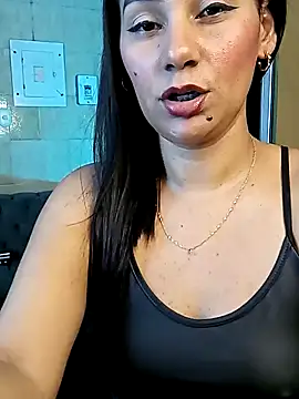 Snapshot of Leticia_goddes chatting on 01-26-25, 09:40 Leticia goddes online show from 01-26-25, 09:40