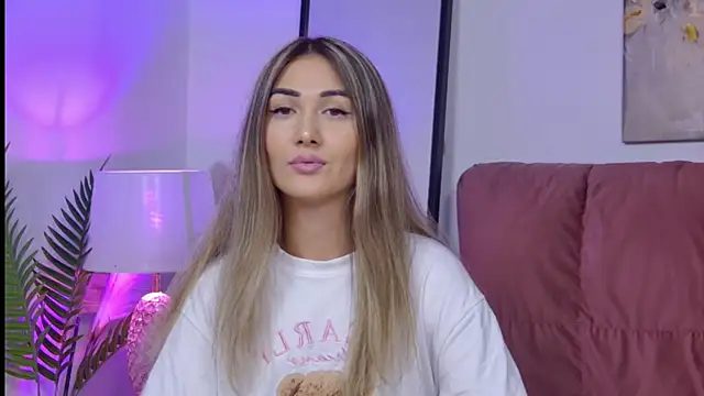 NicolLopeze online show from 10-03-25, 12:39