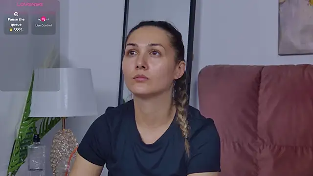 NicolLopeze online show from 09-11-25, 07:41