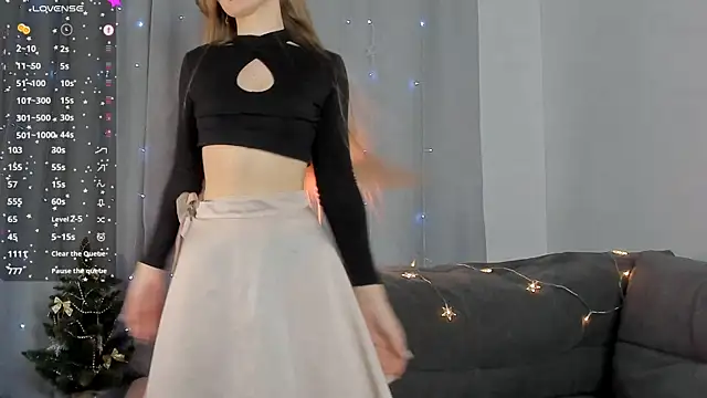 Snapshot of Barbie-Doll- chatting on 12-28-24, 09:51 Barbie-Doll- online show from 12-28-24, 09:51