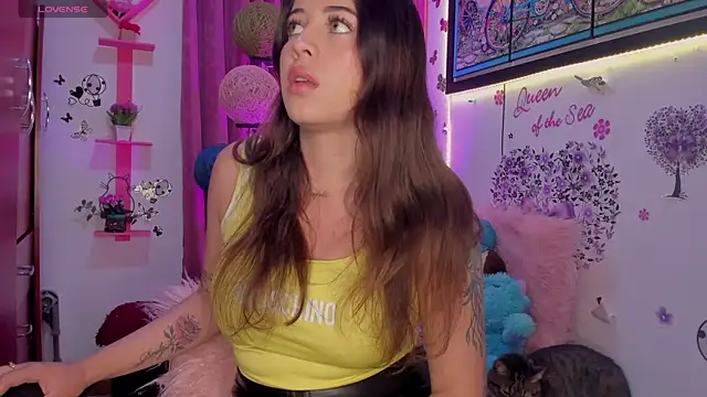 zoe kittylove online show from 12-18-24, 04:20