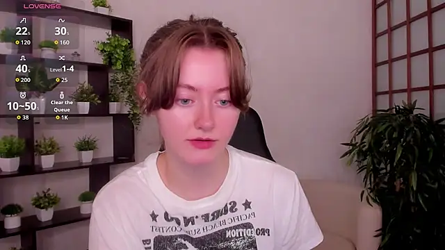 KateCuddle online show from 07-20-26, 02:41