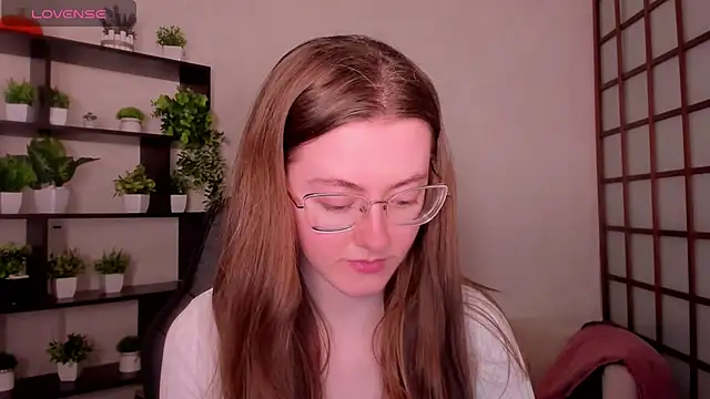 KateCuddle online show from 05-14-26, 02:08