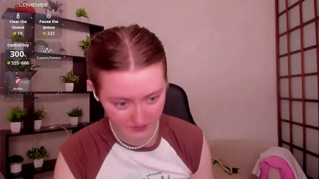 KateCuddle online show from 06-18-26, 02:10
