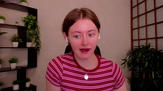 KateCuddle online show from 07-28-26, 02:19
