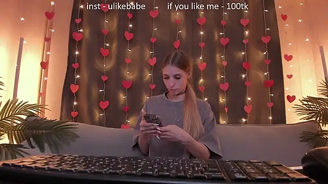 Anna Fink online show from 02-14-25, 12:14