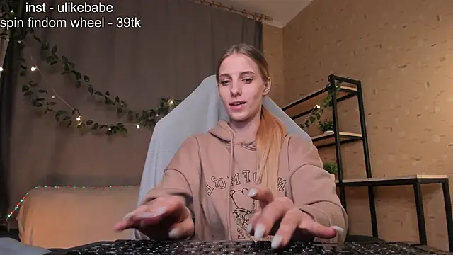 Anna Fink online show from 01-27-25, 09:00