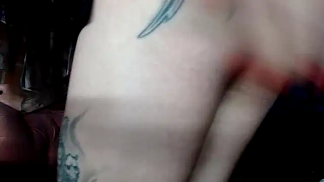 Snapshot of Dboom_weed chatting on 03-11-25, 03:45 Dboom weed online show from 03-11-25, 03:45
