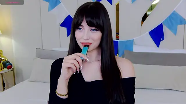 Betty Bridge online show from 09-28-25, 06:09